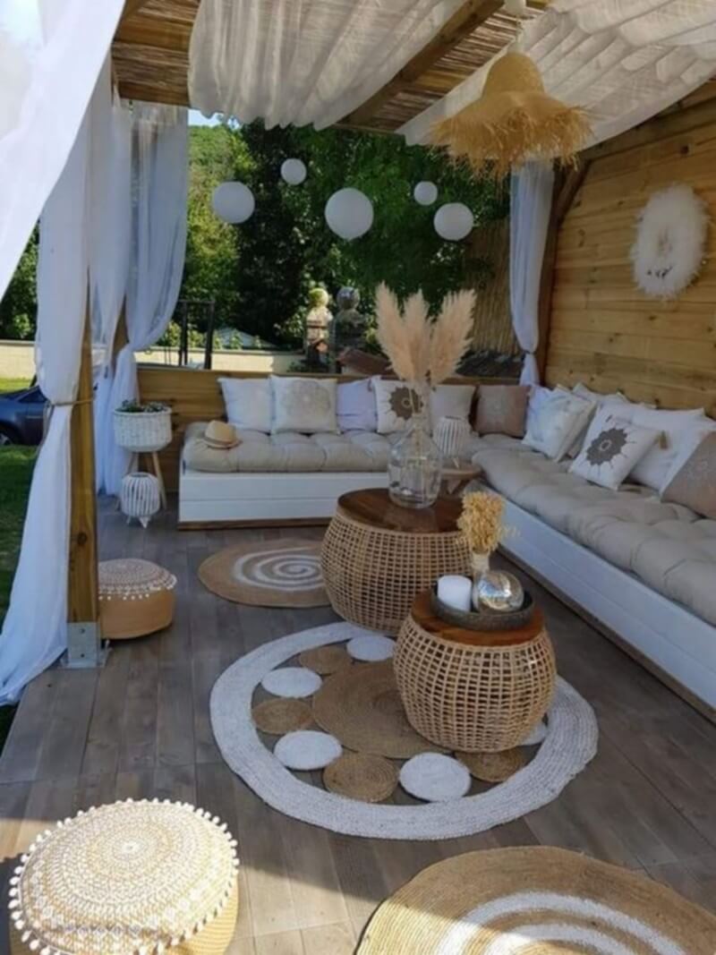 Amazing Garden Decor Ideas in Bohemian Style (2)