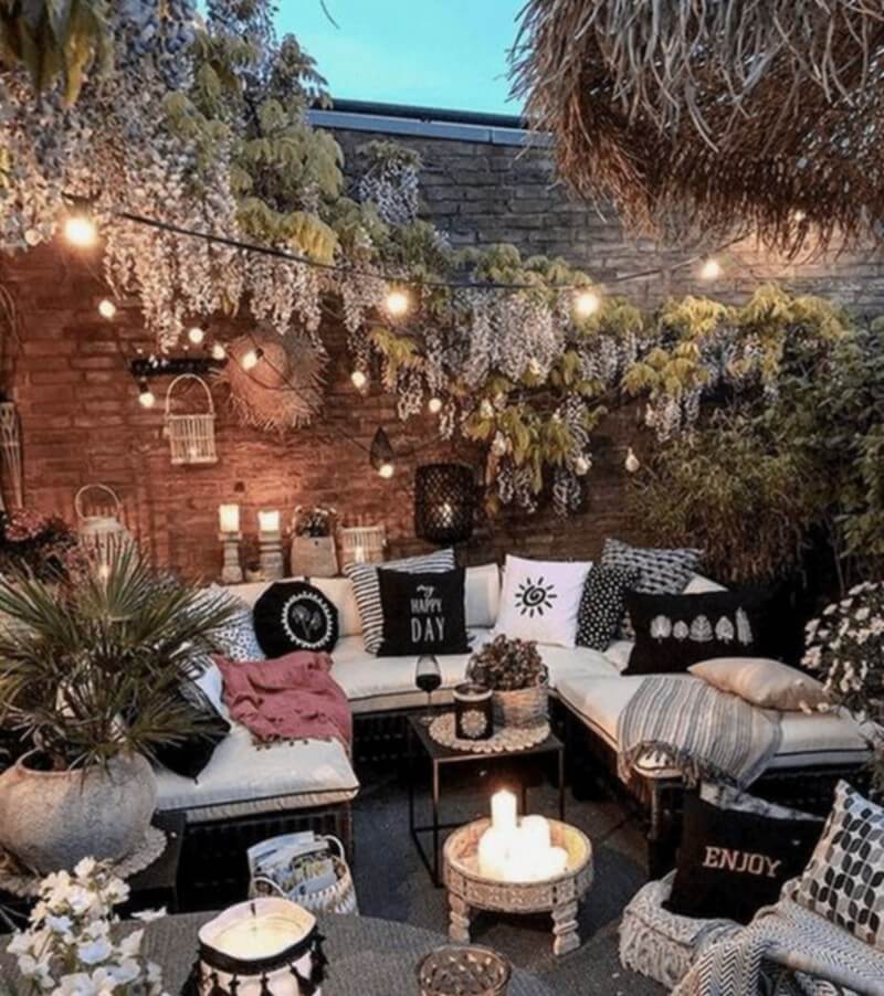 Amazing Garden Decor Ideas in Bohemian Style (8)